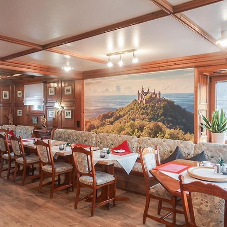 Hotel Garni In Der Breite アルプシュタット エクステリア 写真